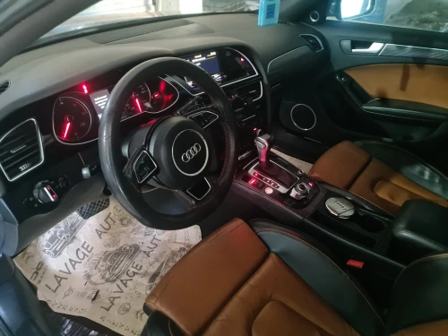 Audi A4 2016 S Line +