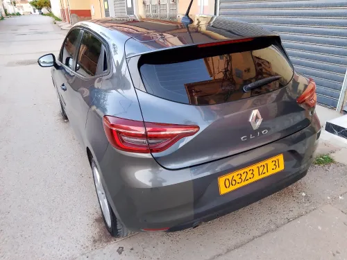 Renault Clio 5 2021 Bsnes