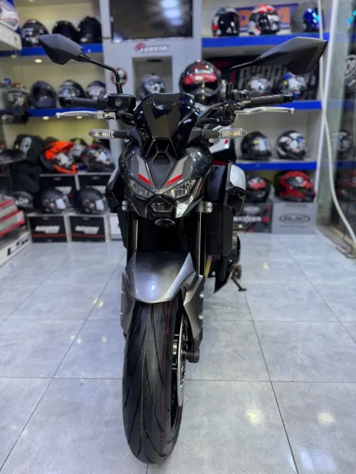Kawasaki Z900 125ch 2025