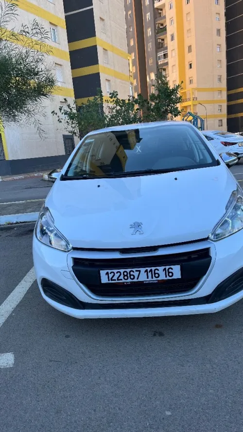 Peugeot 208 2016 Active Facelift