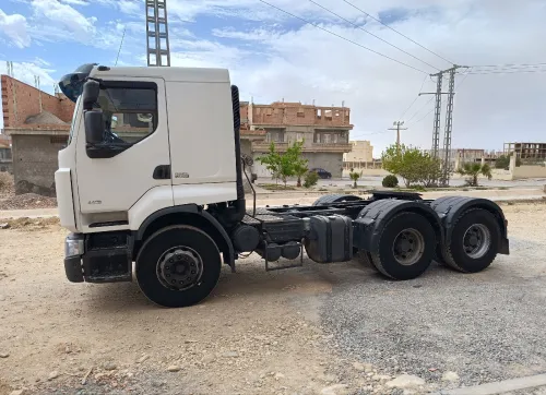 Renault lander 2009
