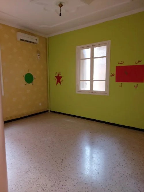 Location Niveau De Villa F6 Jijel Jijel