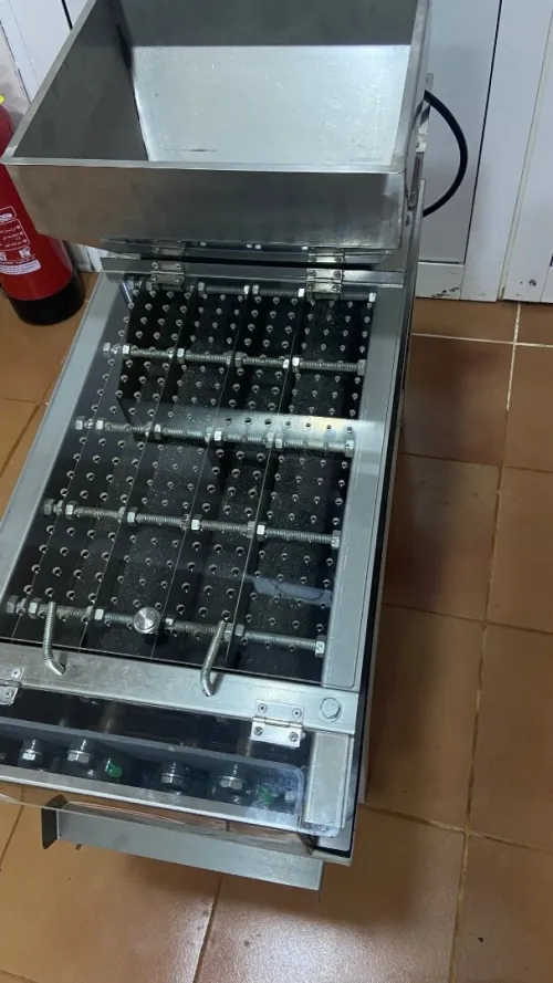 Machine éplucheuse cacahuète 