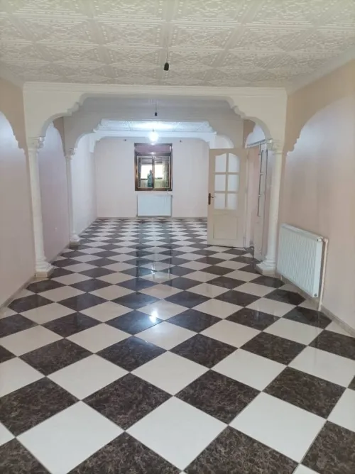 Location Niveau De Villa Guelma Guelma