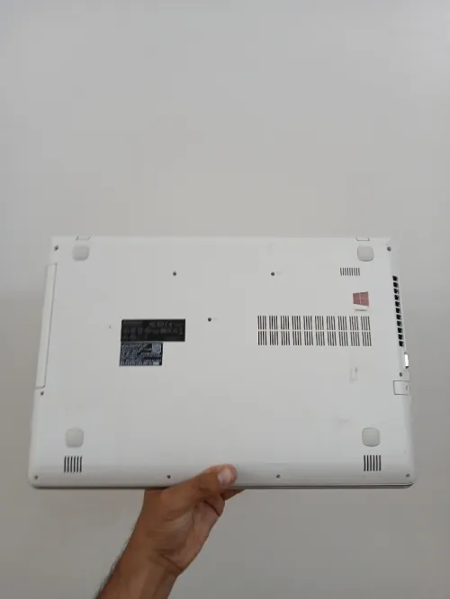 Lenovo ideapad 500-15ISK I7 6500U AMD Radeon R7 M360 RAM 8GB