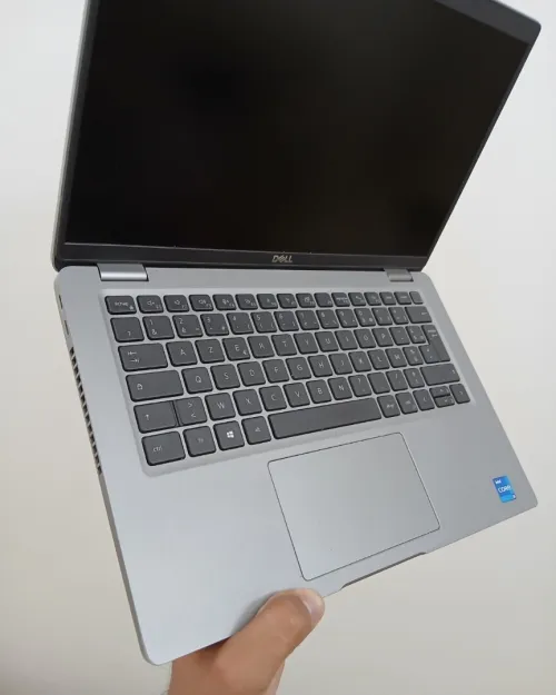Dell latitude 5420 I5 1145G7 RAM 8GB SSD 256GB 14 FHD