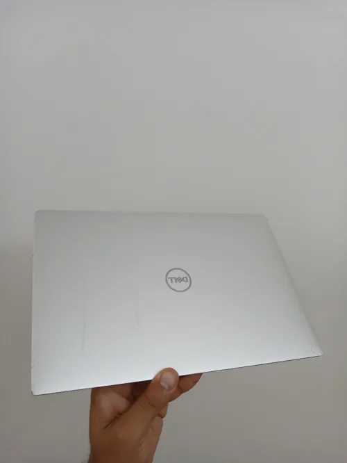 Dell XPS 13 7390 I5 10210U RAM 8GB SSD 256GB ECRAN 13.3 FHD