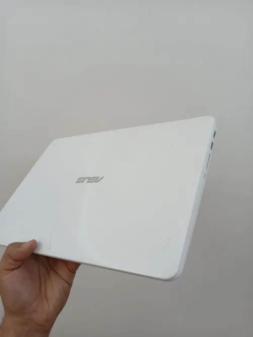 ASUS X302LJ Intel I3-5005U RAM 8GB HDD 1TO