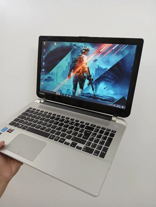 Toshiba Satellite S50-B I7 4510U RAM 8GB AMD RADEON R7 M260 2GB