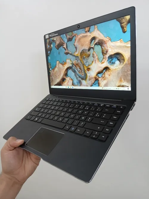 Laptop Unowhy INTEL Celeron N4120 Anne 2022 RAM 4GB SSD 64GB