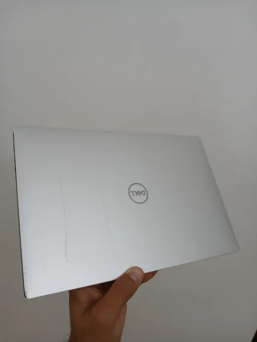 Dell XPS 13 7390 I5 10210U RAM 8GB SSD 256GB ECRAN 13.3 FHD