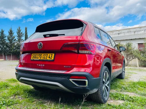 Volkswagen Tiguan 2023 Taos