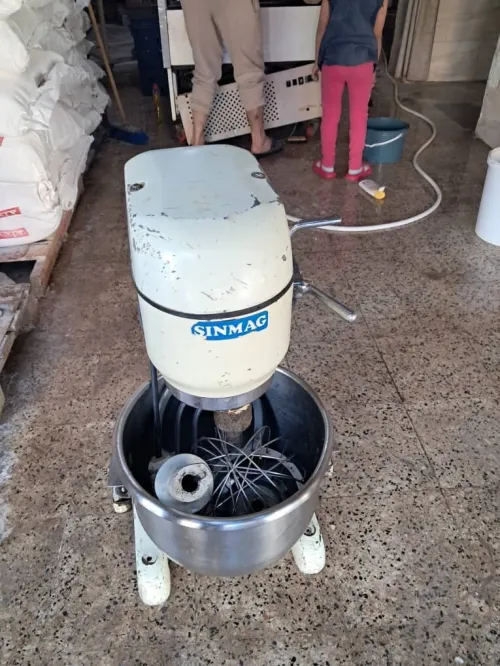 batour de gatex et presontoiar frigoux et esitagar de pane et motor de petran 