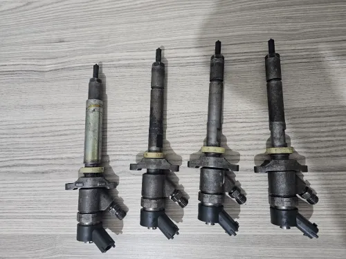 4 Injecteur bosch 1.6 Hdi 90 chv