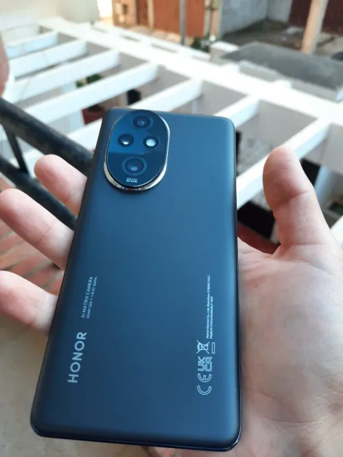 Honor 200 pro