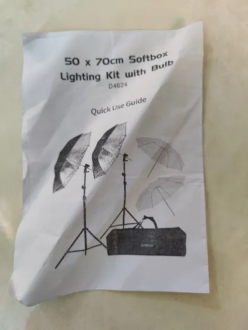 Stand tripod pour camera flash led