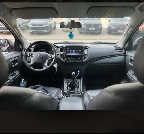 Mitsubishi L200 2021 Doube cabine Evolution