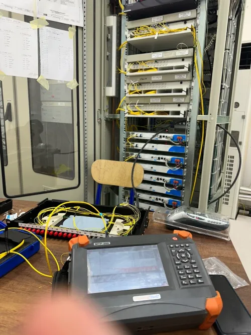 Installation réseau informatique et fibre optique 