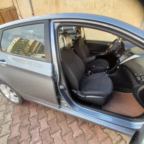 Hyundai Accent RB  4 portes 2018 Accent RB  4 portes
