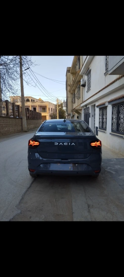 Dacia Logan 2025 Gris nardo