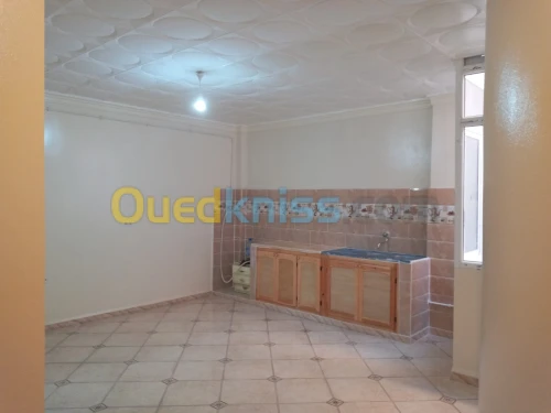Location Appartement Niveau de villa F2 Batna Batna