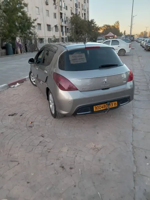 Peugeot 308 2013 RB