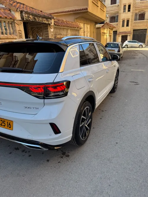 Volkswagen T-Roc 2025 R- Line Edition 