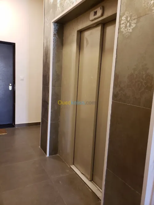 Location Appartement F4 Alger Hydra