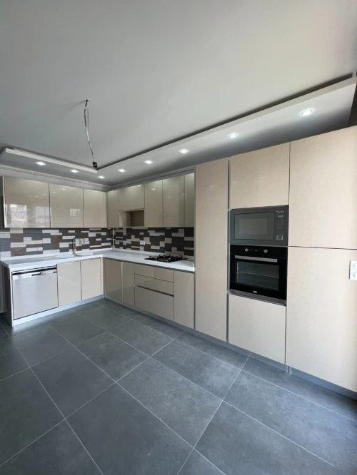 Location Appartement F4 Alger Hydra