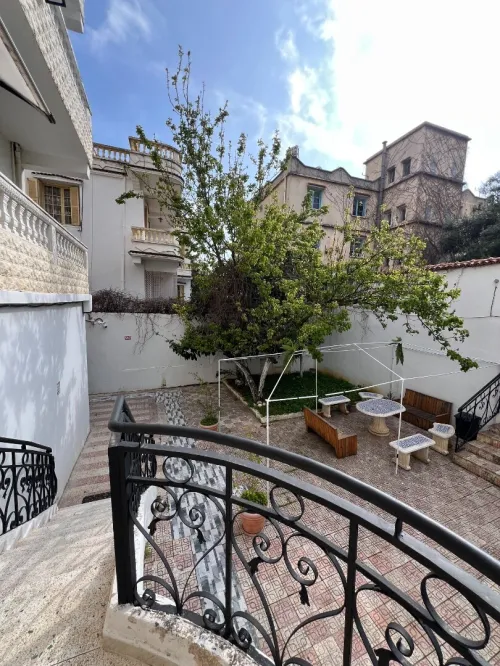 Location Appartement Niveau de villa F5 Alger Ben aknoun