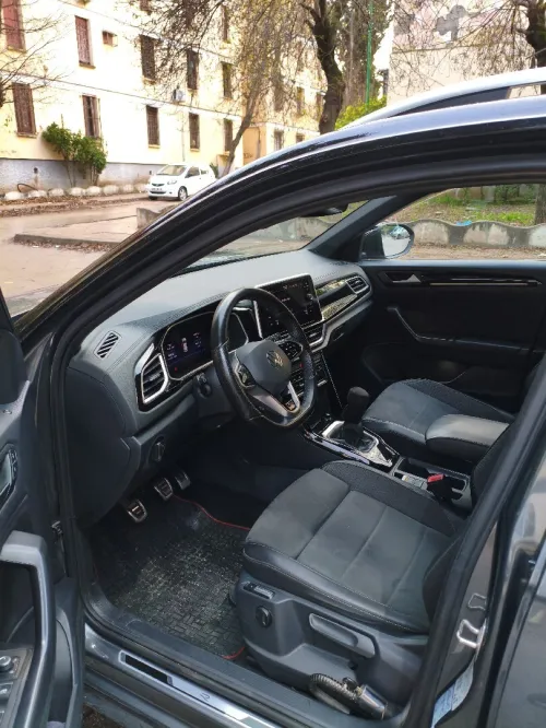 Volkswagen T-Roc 2023 R-Line 