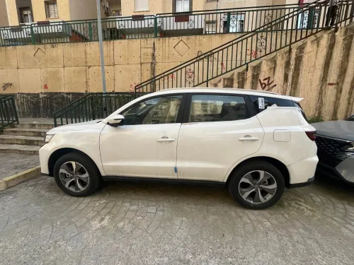 Geely X6 Pro  2025 