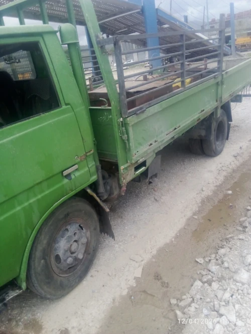 Toyota B30 1984