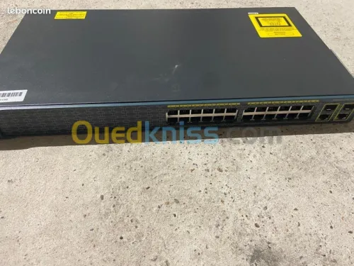 SWITCH CISCO 2960 24 PORT 10/100 DONT  (8 PoE) + 2 T/SFP WS-C2960-24LC-S