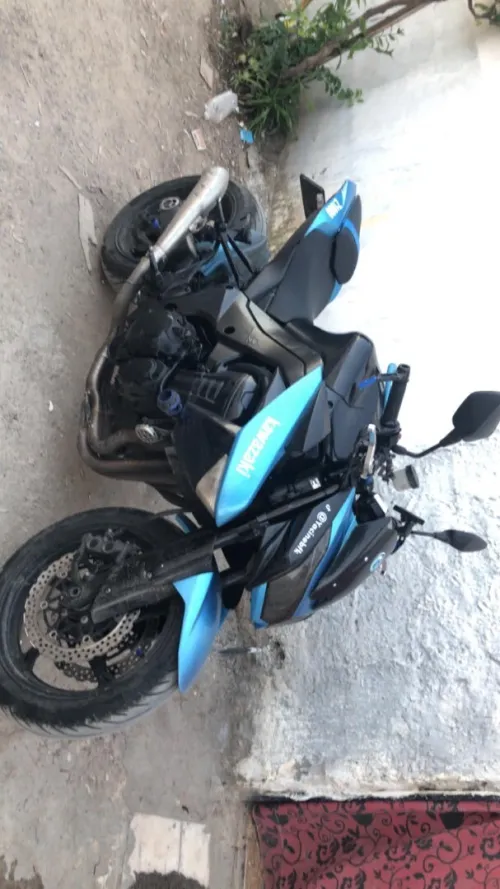 Kawazaki Z1000 2011