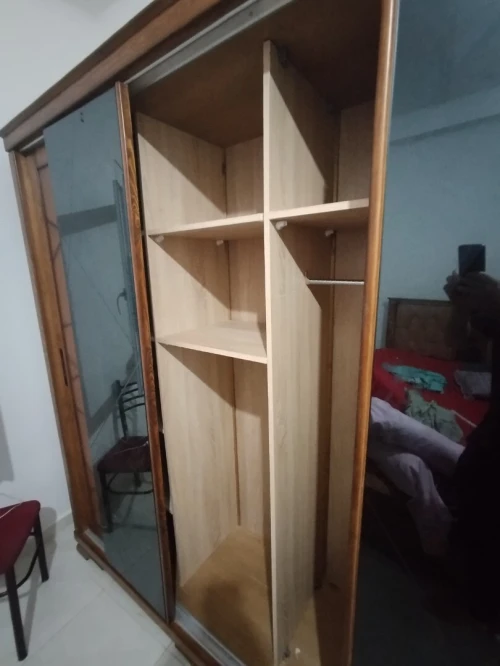Chambre a coucher bois rouge 