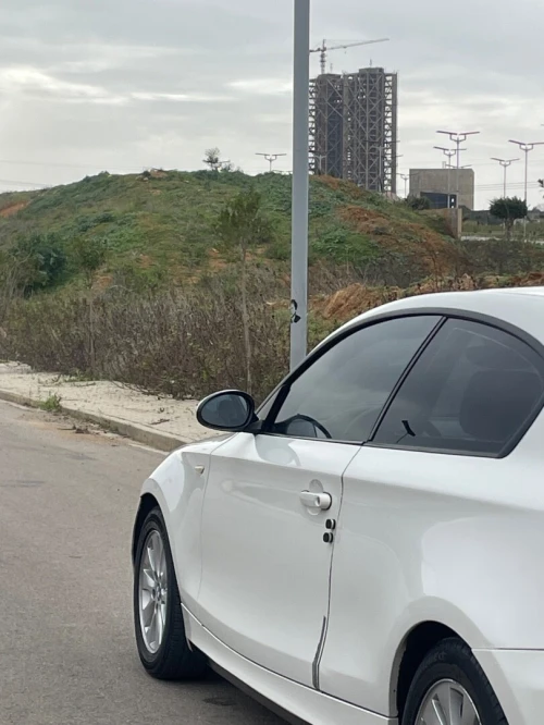 BMW Série 1 2010 