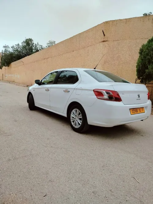 Peugeot 301 2013 Allure