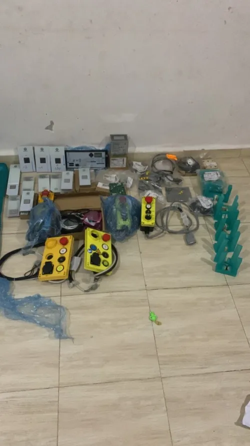 Lot complet de Sdic bouton pièces shindler