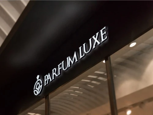 construction des panneaux publicitaire et enseignes lumineuses  en lettre en boitier