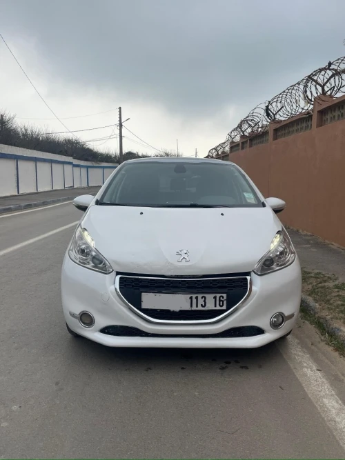 Peugeot 208 2013 Allure