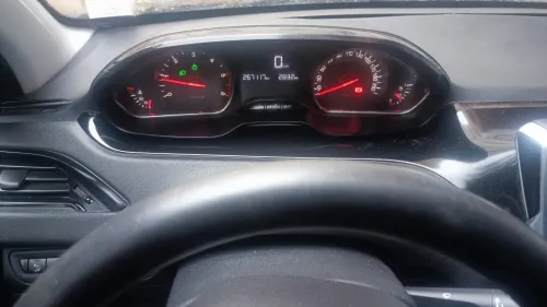 Peugeot 208 2013 Allure