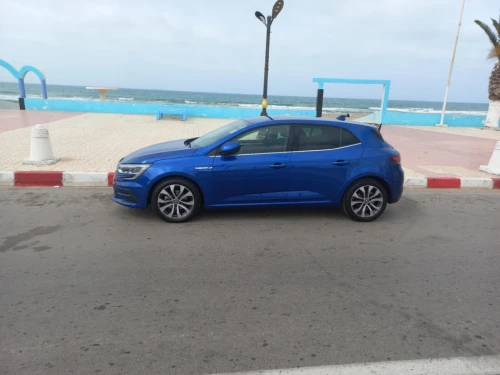 Renault Megane 4  2022 Itens