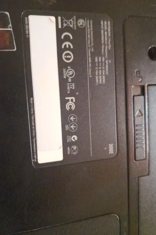 كوفر سفلي Samsung NP300E5C / 300E"