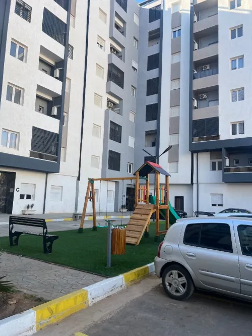 Location Appartement F4 Mostaganem Mostaganem