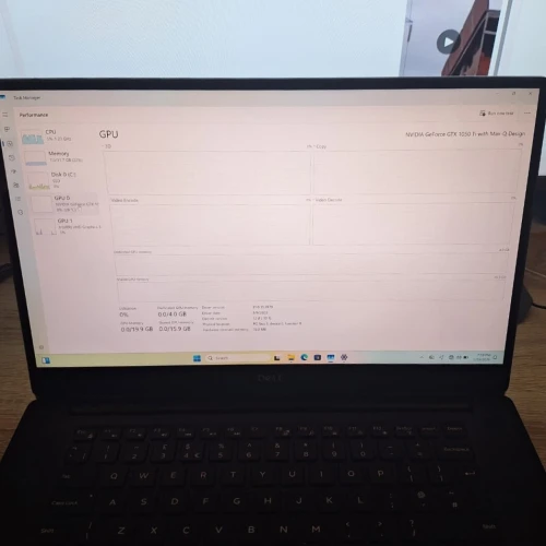 Dell XPS 15 9570 i7-8750 GTX 1050Ti 32go Ram 4K 15,6"