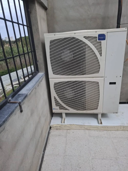 Installation d'un système de Climatisation centrale ( cassette)  