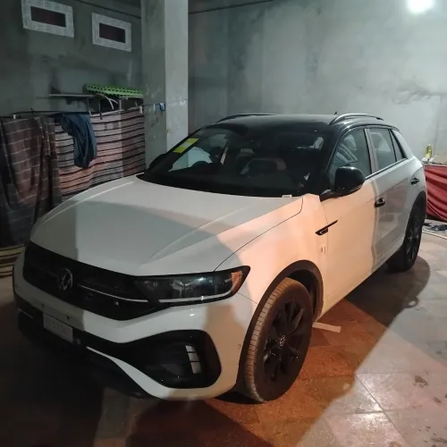 Volkswagen T-Roc 2025 300TSI