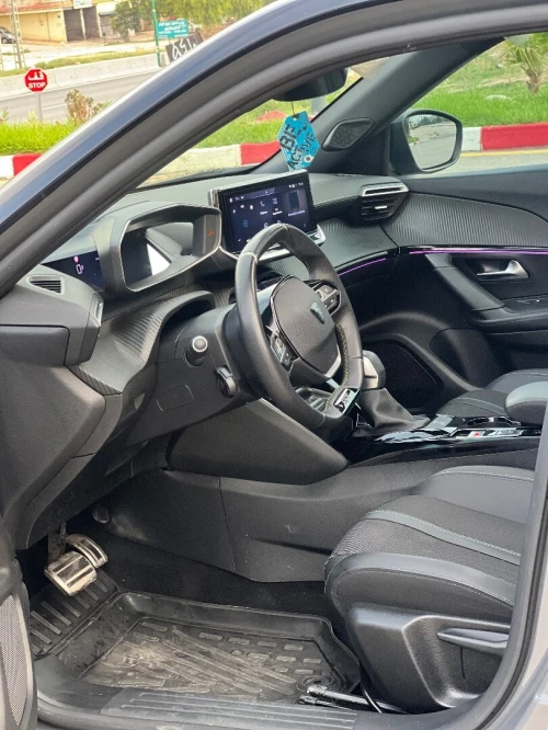 Peugeot 2008 2024 GT