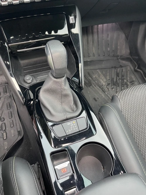 Peugeot 2008 2024 GT